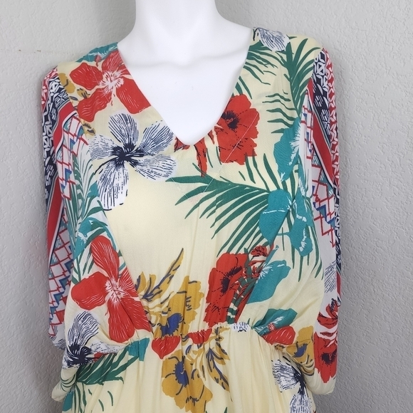 NWT Umgee Tropical Print Cinch Waist Dress Size M - Picture 2 of 8